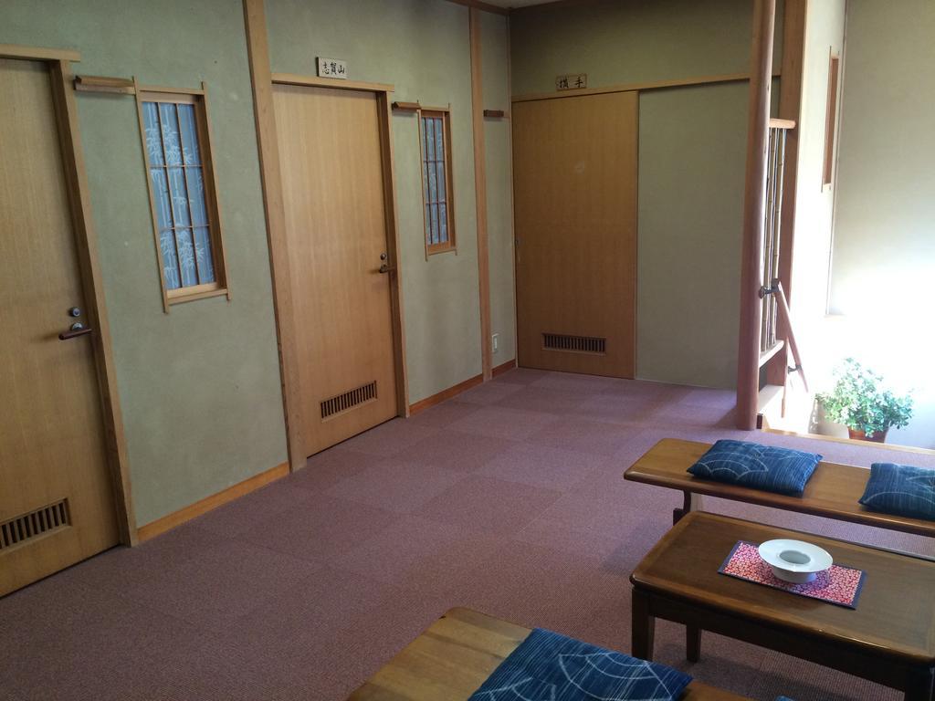 Yudanaka Onsen Yamazakiya Hotel Yamanouchi  Ruang foto